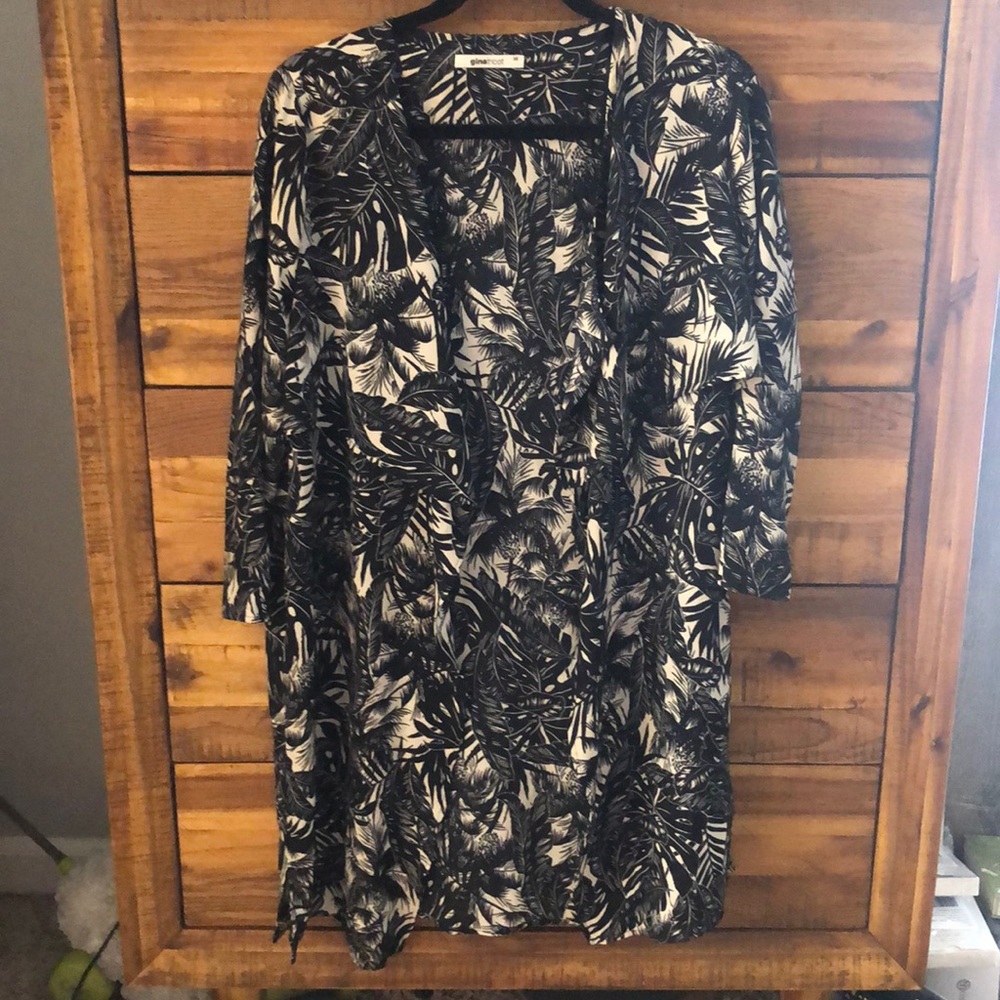 Tropical Black and Tan Printed Duster